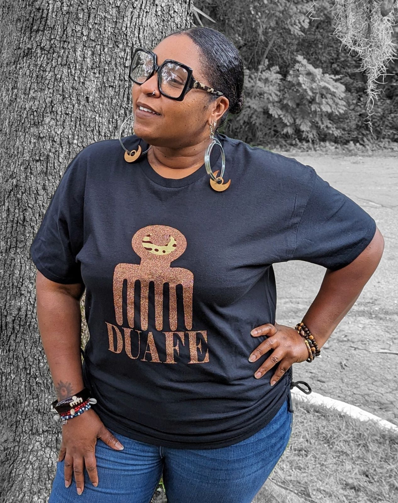 Limited Edition "DUAFE" w/ Ankara fabric and bronze glitter 100% cotton t-shirt. "